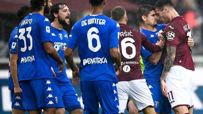Răzvan Marin, implicat într-un scandal la finalul meciului lui Empoli! Un adversar i-a aplicat un cap în figură mijlocașului