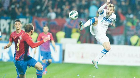 Becali nu se aștepta la asta! Maxim îi ține pe jar pe steliști! INTERVIU:** Cum a răspuns la întrebarea "se refuză Steaua?" și care sunt planurile sale de viitor