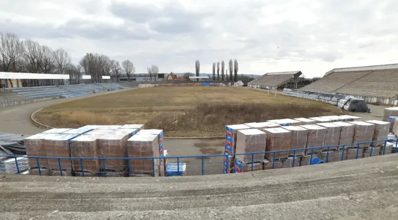 Autoritățile din Târgu Mureș se pregătesc de prima ligă! Stadionul Ladislau Boloni va dispune de nocturnă