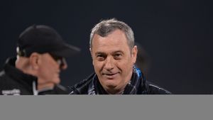 Transfer important pentru Dinamo. Un fundaș cu meciuri în Champions League în acest sezon a făcut vizita medicală și urmează să semneze. "Am fost atras de imaginile cu suporterii"