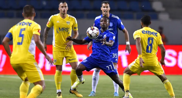 Chindia a oficializat achiziționarea lui Samuel Asamoah înainte de meciul cu actuala echipă a antrenorului pe care l-a demis sezonul trecut, deși o calificase în play-off-ul Ligii 2