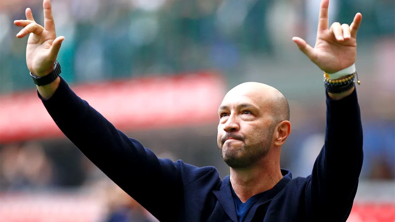 Walter Zenga, interviu din autoizolare. Vorbește în limba română la antrenamentele lui Cagliari, l-a lăudat pe Radja Nainggolan și a dezvăluit cine l-a influențat să devină antrenor