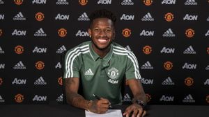 United și-a prezentat primul transfer al verii: "Abia aștept să mă întâlnesc cu coechipierii". Cum l-a caracterizat Mourinho pe noul mijlocaș de pe Old Trafford: "Ceilalți jucători știu cât e de important"