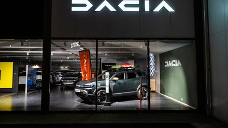 Dacia a luat o decizie fără precedent: garanție de 10 ani!