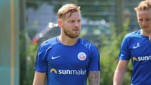 FC Botoșani s-a întărit cu un fundaș care a trecut pe la Bayern Munchen. Moldovenii au făcut primul antrenament al anului, în zăpadă | VIDEO 
