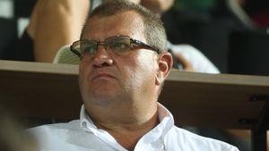 "Trombetta nu va avea un contract mai mic decât Andone"