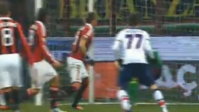 Oare ce a vrut să facă?** Omul care a uimit Europa cu golul din Ligă a comis-o rău în Italia! VIDEO "Bijuteria" lui Mexes cu Bologna