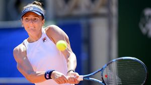 Irina Begu e în sferturi la Roland Garros, după un meci de două ore și jumătate