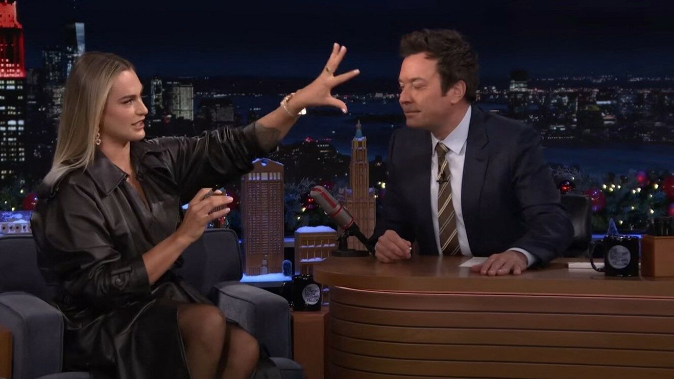 Aryna Sabalenka, întrebată în direct la TV despre urletele sale în stilul Maria Sharapova: „Trebuie să le oferim dopuri de urechi spectatorilor”