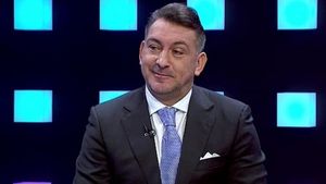 Ilie Dumitrescu detonează bomba: Mircea Lucescu, noul antrenor de la Rapid! Cealaltă variantă propusă lui Dan Şucu e un tot un idol al Giuleştiului