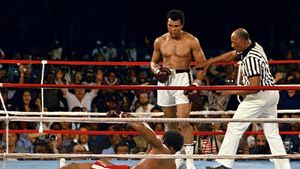 George Foreman a luptat cu Muhammad Ali în Rumble in the Jungle, meciul care a intrat în istorie