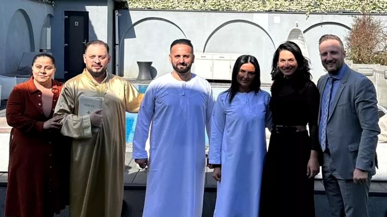 Cum a reacționat „Satana” când a aflat că fosta vedetă a lui Gigi Becali s-a pocăit! | VIDEO