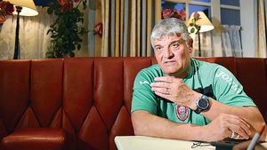 CFR le-a spus pas lui Wesley și Costea, Ando așteaptă un atacant: "Să vină cât mai repede!"** Ce l-a dezamăgit la Dinamo și de ce crede că vom avea 2 echipe în Ligă