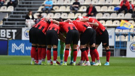 Ungurii transmit la televiziunea publică ultimele două meciuri ale echipei care a promovat în Superliga și în care guvernul maghiar a investit milioane de euro