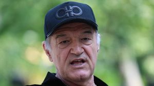 Gigi Becali cere justiție totală în România, chiar dacă finii Pandele şi Firea ar ajunge la puşcărie: „Cine e vinovat, să plătească!”