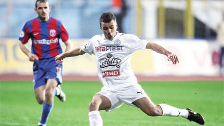 Rapid îl poate lua gratis pe Moraes! "Bistrița l-a înșelat!" VEZI CUM