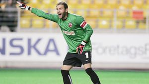 Andone cere trei "câini"