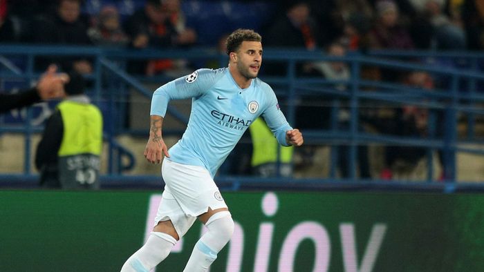 Kyle Walker, "driblat" de fiul său. Cum i-a explicat acestuia că tatăl său nu a înscris în victoria cu Șahtior și replica genială a puștiului :) 