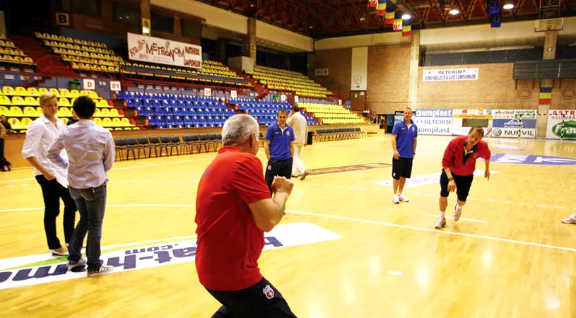 Kapetanos, bun și la handbal!**