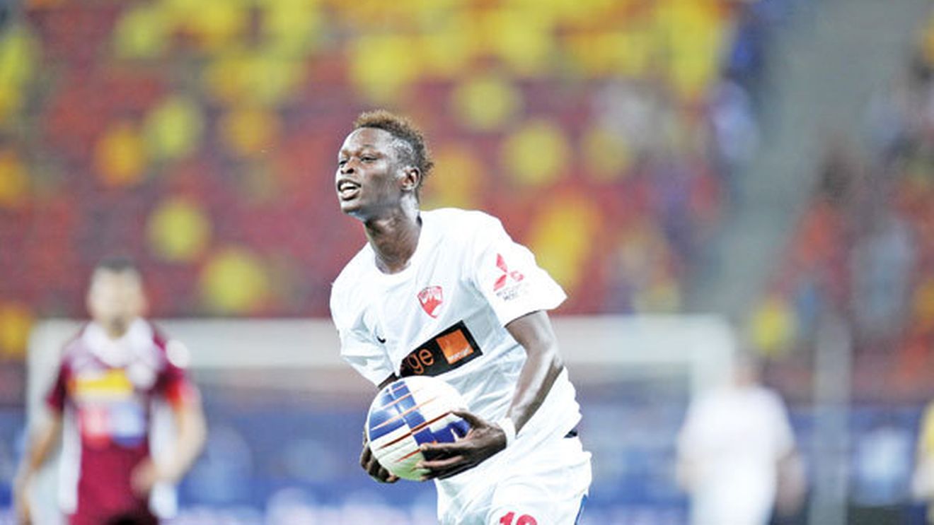 Dinamo primește întăriri pentru derby-ul cu Rapid!*** Issa Ba și Alvarez ar putea juca cu giuleștenii