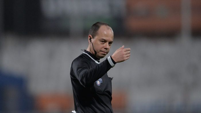 Farul, „îngropat" de arbitrul Lucian Rusandu? Verdictul tranșant al lui Marius Avram la cele două faze controversate judecate împotriva echipei lui Gică Hagi: „Asta e decizia, strict după regulament" | EXCLUSIV