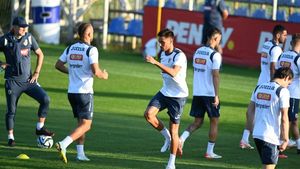 Edi Iordănescu se distrează cu nervii lui Gică Hagi. Decizia care îl va enerva pe antrenorul campioanei Farul