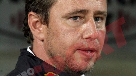 E greu fără titulari:** "E diferență mare între ei și rezerve". Reghecampf trasează obiectivul pentru Dinamo și gândește o surpriză uriașă pentru steliști