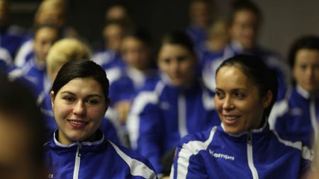 50.000 de euro de la Gruia Stoica pentru naționala de handbal. Gațu: "Nu prea am văzut domenii în care România să fie pe locul 8 în lume"