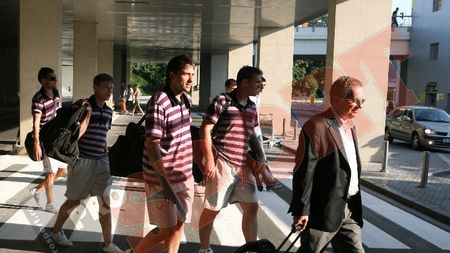 FOTO Ujpest a ajuns la București cu o întârziere de peste trei ore!** McStay: "Nu vom fi afectați!"