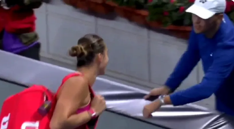 Aryna Sabalenka s-a dus la antrenorul Elenei Rybakina după înfrângerea de la Beijing! Gestul cu care liderul WTA i-a lăsat pe toți mască | VIDEO