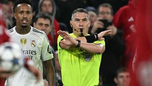 Spaniolii au văzut decizia lui Istvan Kovacs din Liverpool - Real Madrid şi au tras concluzia