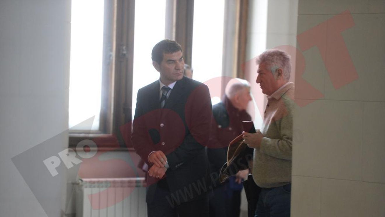 Cristi Borcea, dus din penitenciar la spital pentru un control oftalmologic