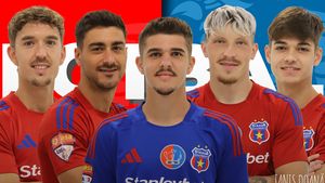 Cinci noi achiziții la Steaua: doi de la Reșița, unul de la Petrolul și doi jucători din Spania! Unul dintre iberici a fost coleg cu Hanca în Polonia