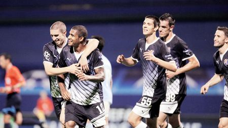 Păzea, vin croații!** Dinamo a reușit prima calificare în grupele Ligii după 11 ani