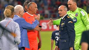 Ce urmărește de fapt Florin Talpan în negocierile cu Gigi Becali pentru revenirea echipei FCSB în Ghencea: „E o condiție!” | VIDEO EXCLUSIV ProSport Live