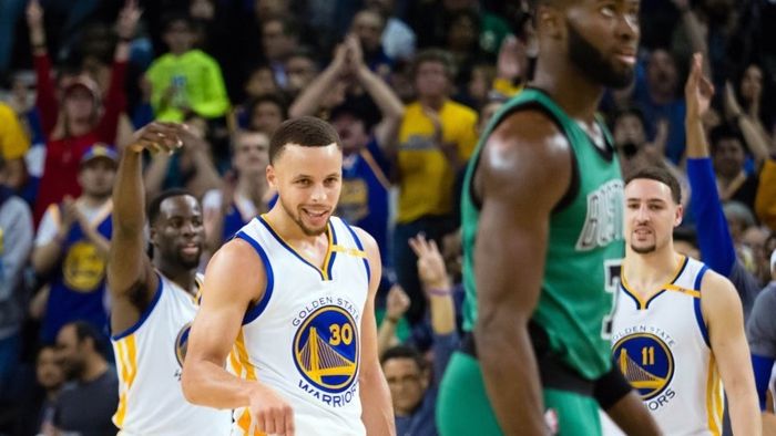 Steph Curry a fost de neoprit în Golden State Warriors - Brooklyn Nets. Rezultatele de luni din NBA
