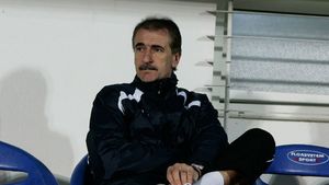Lung Sr. nu crede că suporterii pot ajuta Craiova: "Socios? E greu, chiar dacă fanii sunt extraordinari"