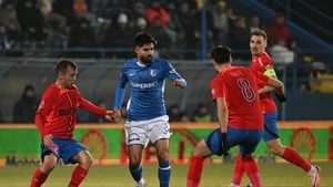 După ce a șters pe jos cu Daniel Bîrligea și Florin Tănase, Gigi Becali a numit și fotbalistul care l-a dat pe spate în Farul - FCSB 1-1: „Cel mai bun de pe teren! Ăsta e jucătorul care îmi place mie”
