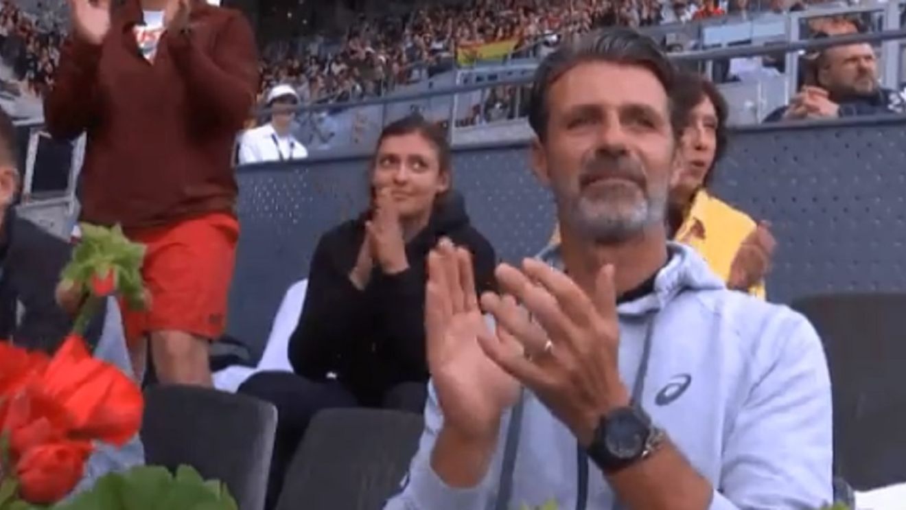 Simona Halep l-a făcut să jubileze pe Patrick Mouratoglou, în timpul meciului de vis cu Paula Badosa! Reacția neprețuită a fostului antrenor al Serenei Williams | VIDEO