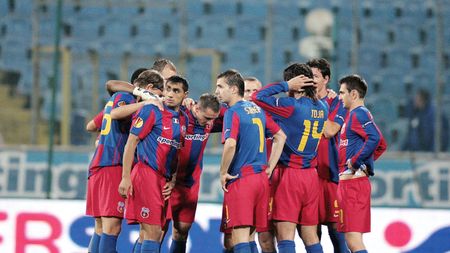 Becali vrea să le blocheze salariile** jucătorilor!