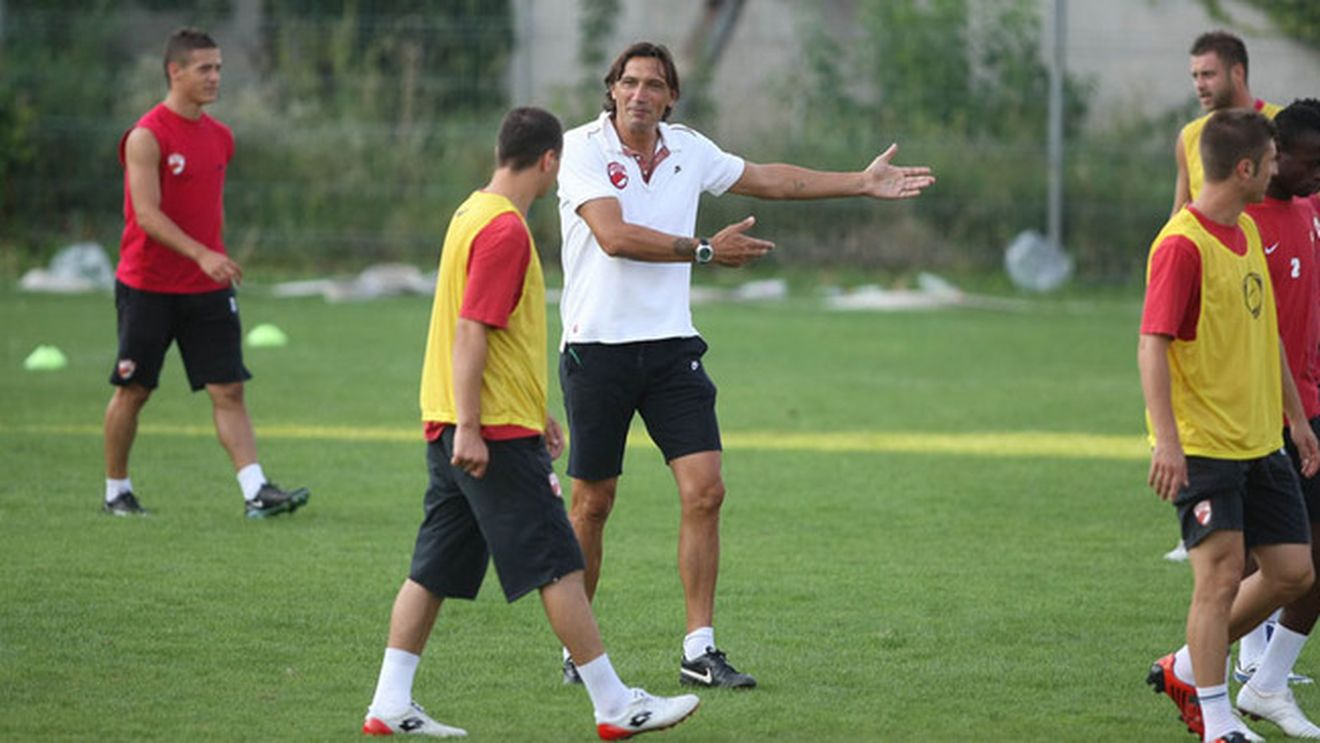 Cine este regizorul "minunii de la Liberec"?** Interviu cu Bonetti