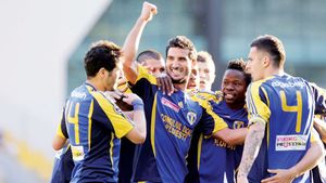 Doi antrenori și 44 de jucători au debutat în Liga I, în prima etapă!** Cum a ajuns Hamza alături de Balaci și Dumitrache