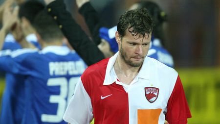 "Bine că n-a plecat Niculae, că dădea Dinamo drumul la robinet!"