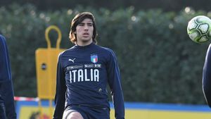 Liverpool și Chelsea se luptă pentru semnătura unui jucător din Serie B! Are 18 ani și e cotat la 15 milioane de euro