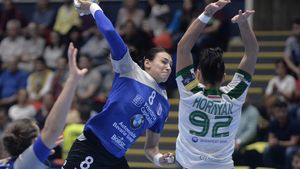 Cristina Neagu a făcut primul pas pentru viitorul ei handbalistic, începând din vara anului 2019: "Suntem foarte mândri"
