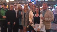 Nadia Comăneci și-a invitat oaspeții în Las Vegas! În același timp, la 10.000 kilometri distanță, la Focșani, s-a lansat o colecție de modă cu numele său