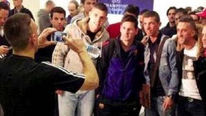 Umilit de Bayern, Messi a fost surprins într-o ipostază inedită.** VIDEO Ce a făcut Ribery când l-a văzut în zona presei. Reacția argentinianului face înconjurul lumii