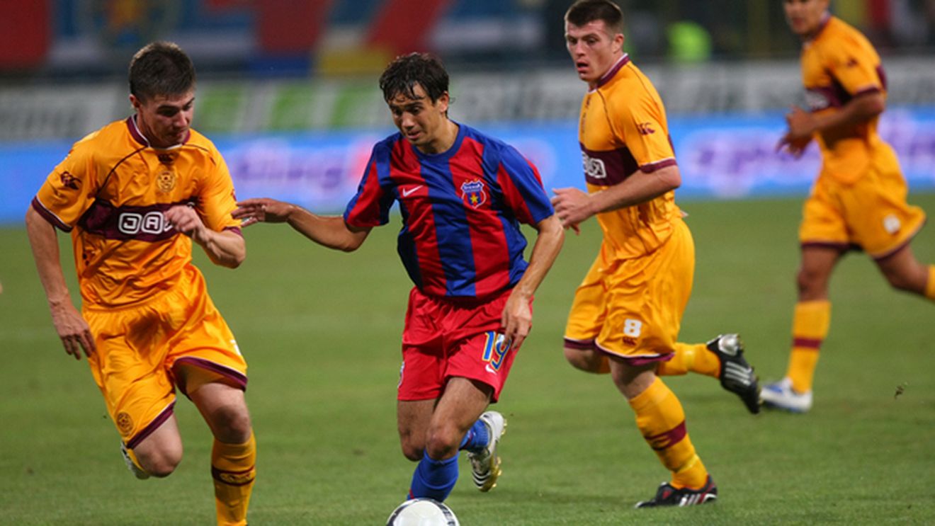 Andrei Ionescu: "E o mândrie să pot purta tricoul cu numărul 10! Hagi, idolul meu, a jucat cu el!"