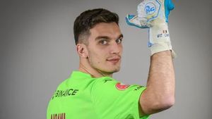 Transferul lui Marian Aioani la Rapid, pus sub semnul întrebării. „A avut niște gafe incredibile! Nu e un portar pe care să te bazezi 100%” VIDEO