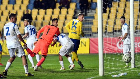 Sistemul play-off / play-out naşte controverse în Liga 2. Viitorul Pandurii se consideră dezavantajată şi se opune: ”Suntem aproape de locurile din faţă şi nu-mi convine” | EXCLUSIV